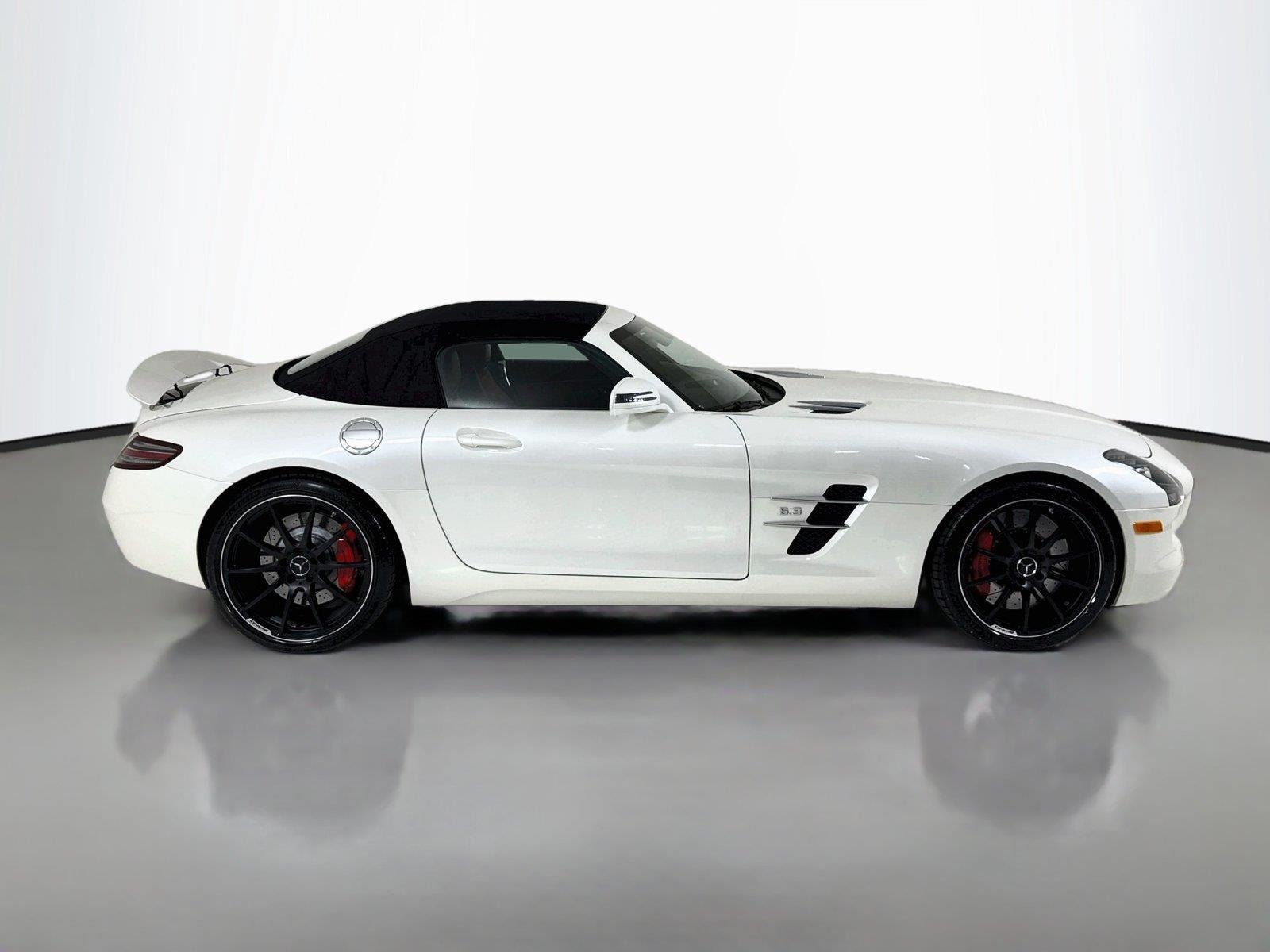 Used 2012 designo Mystic White II Mercedes-Benz SLS AMG® image 48