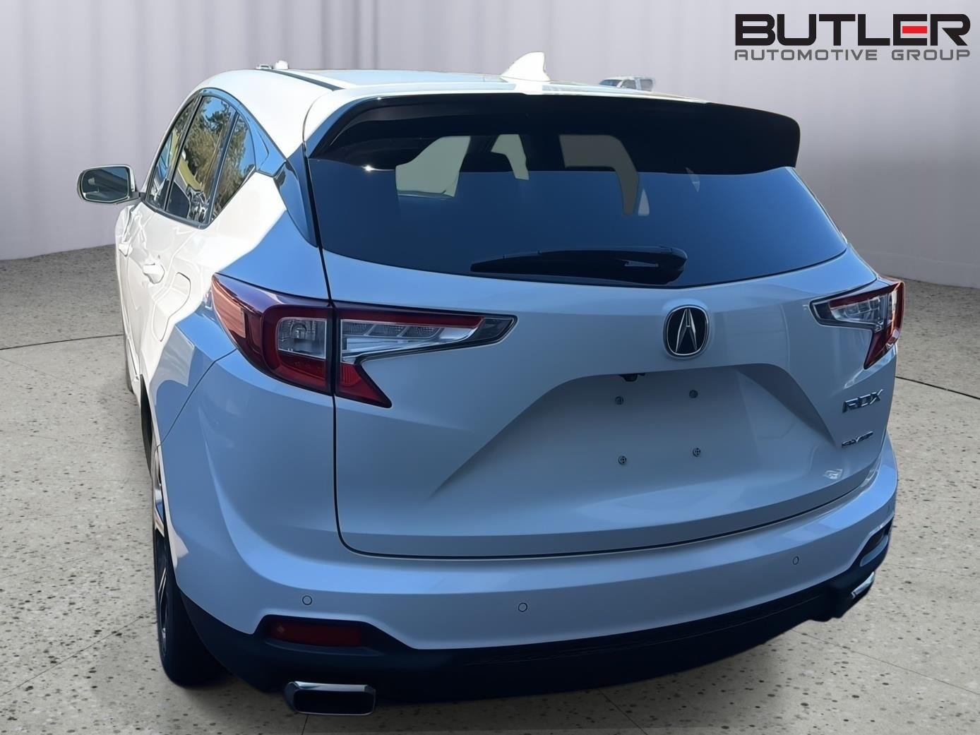 Used 2024 Platinum White Pearl Acura SH-AWD w/Advance image 4