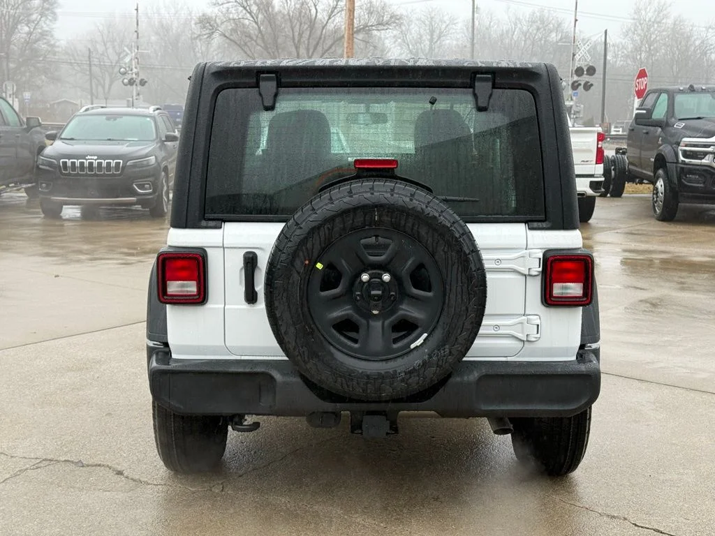 New 2026 Bright White Clear-Coat Exterior Paint Jeep Sport image 6
