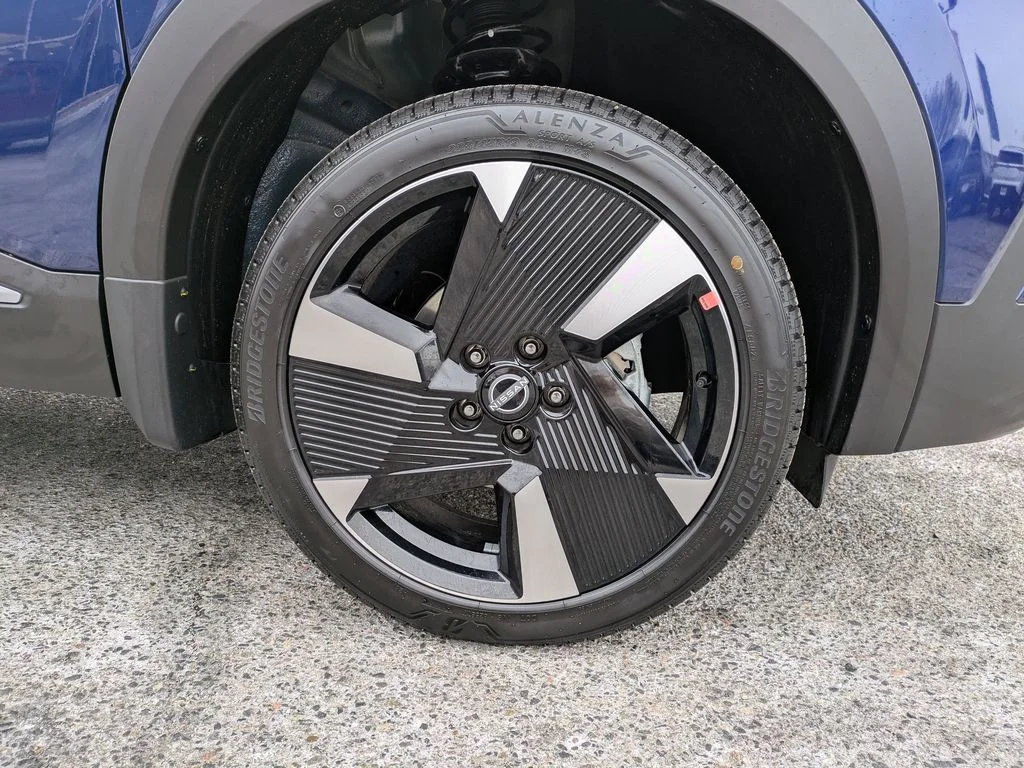 New 2026 Deep Blue Pearl Nissan SR image 11