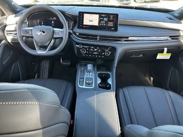 New 2027 BLACK OBSIDIAN INFINITI Luxe AWD image 16