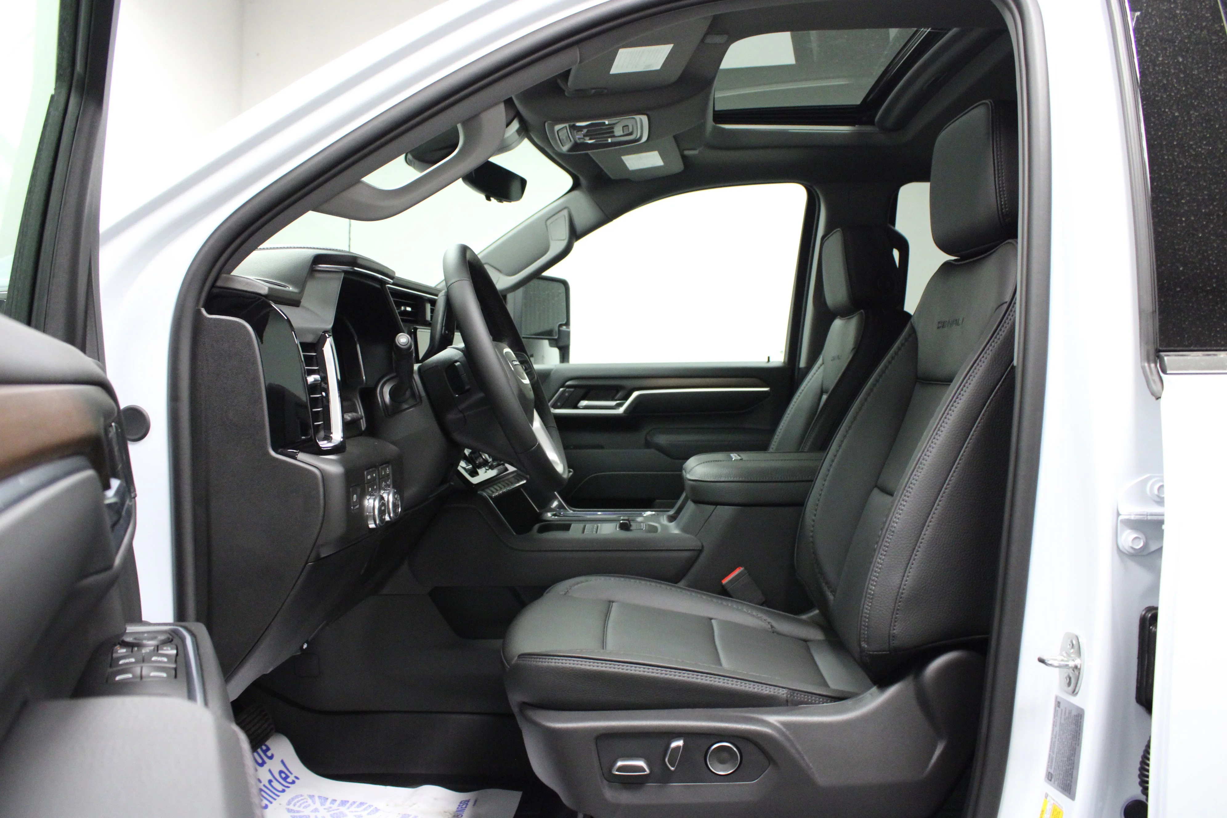 New 2026 Glacier White Tricoat GMC Denali DRW image 12