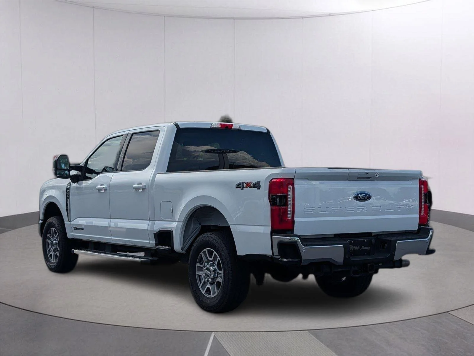 Used 2026 Oxford White Ford Lariat image 3