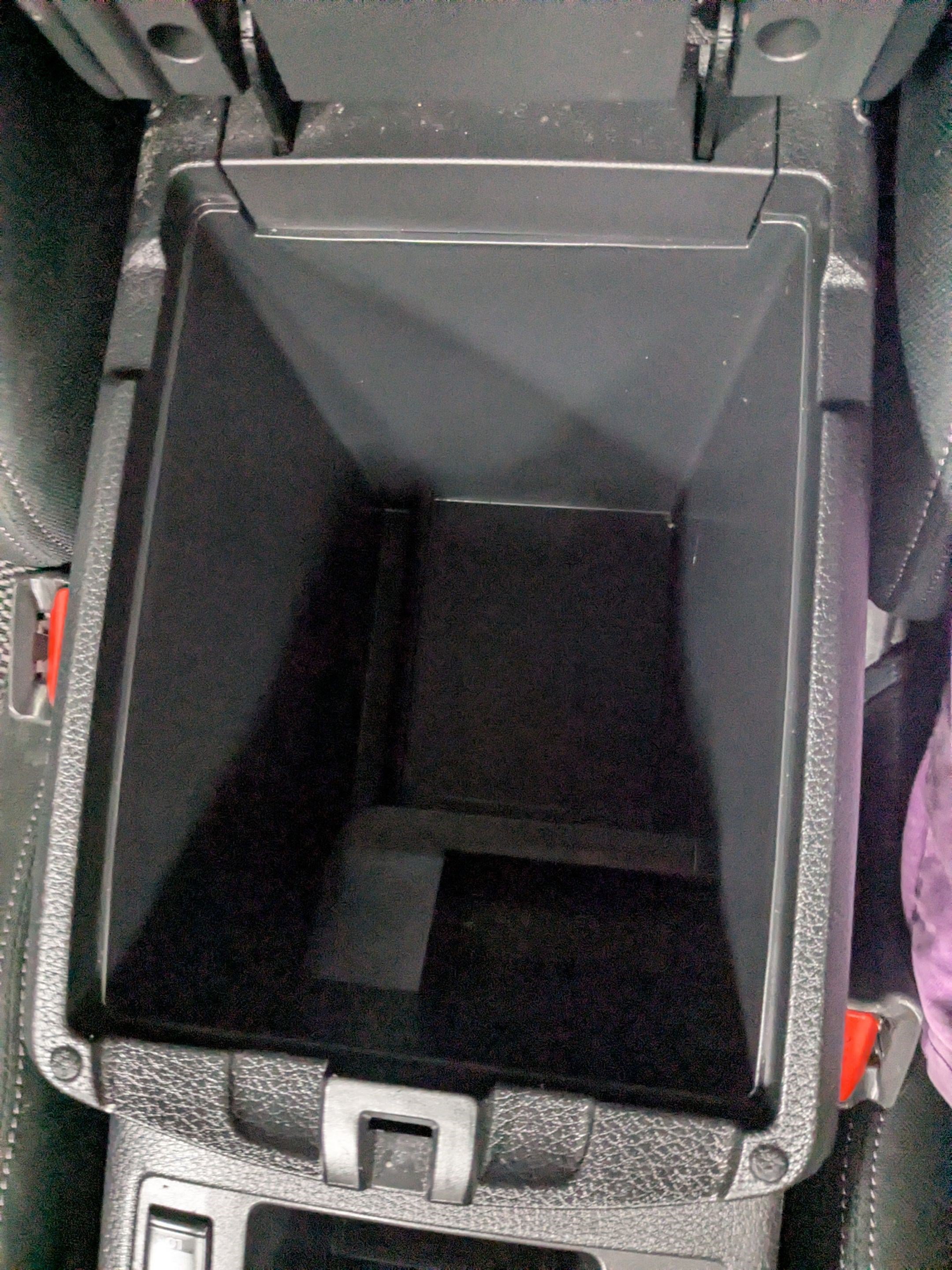 Used 2017 Monarch Orange Nissan SV image 17