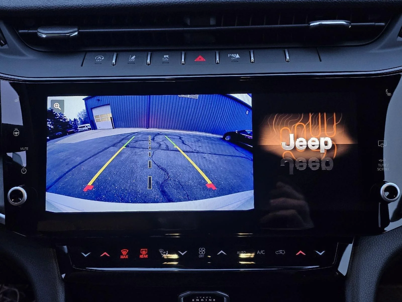 2026 Jeep Grand Cherokee Laredo - Photo 23
