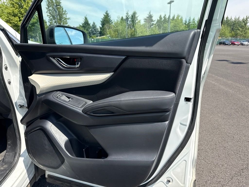 Used 2022 Crystal White Pearl Subaru Premium image 25
