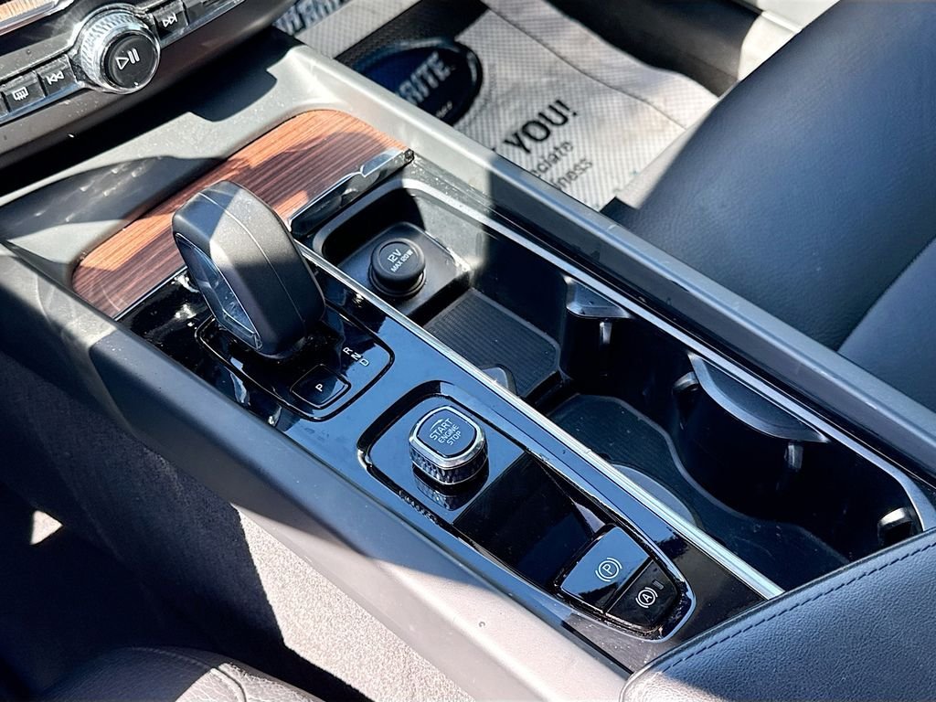 2024 Volvo XC60 Plus - Photo 14