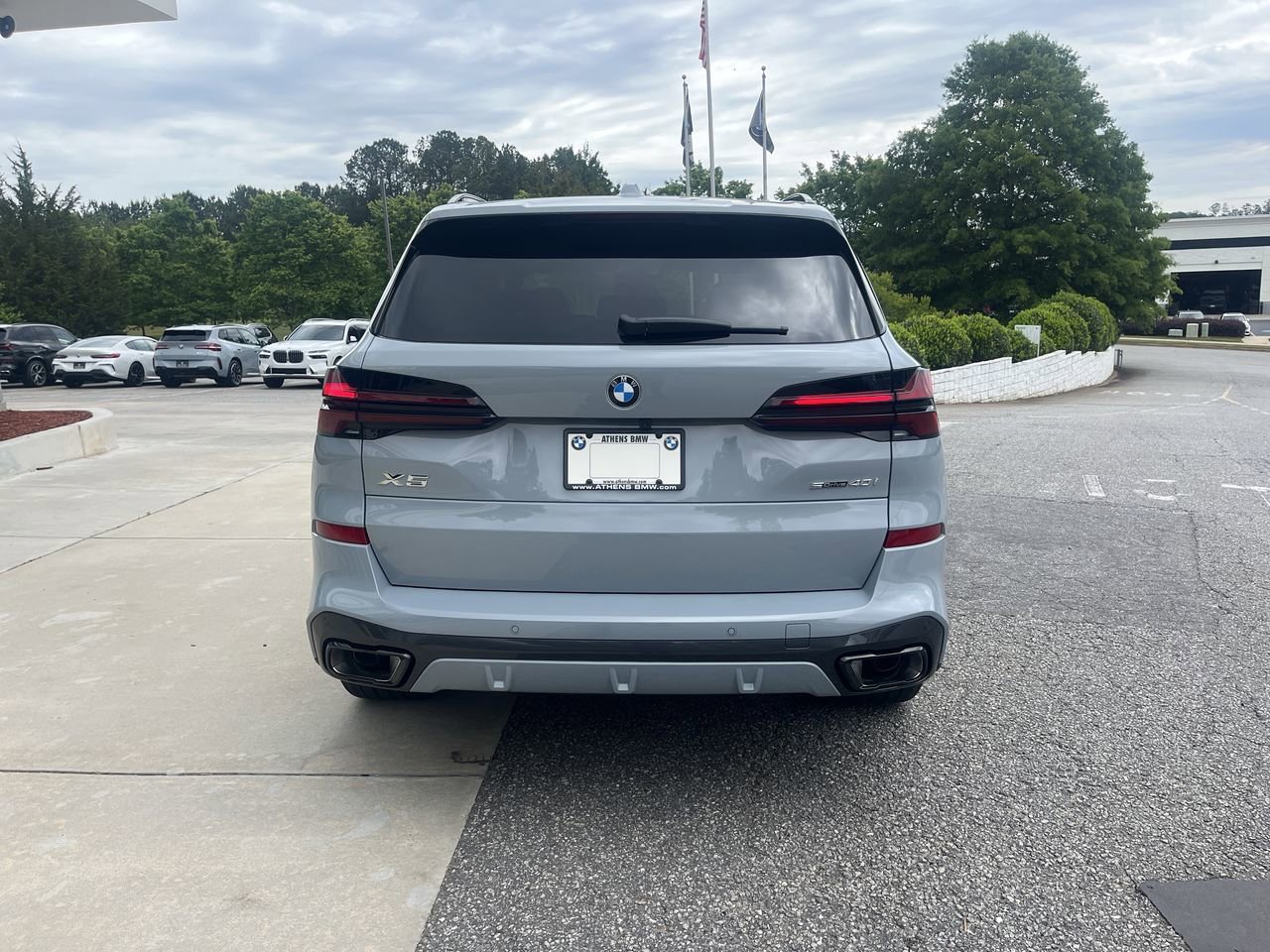 New 2026 Brooklyn Grey Metallic BMW sDrive40i image 7