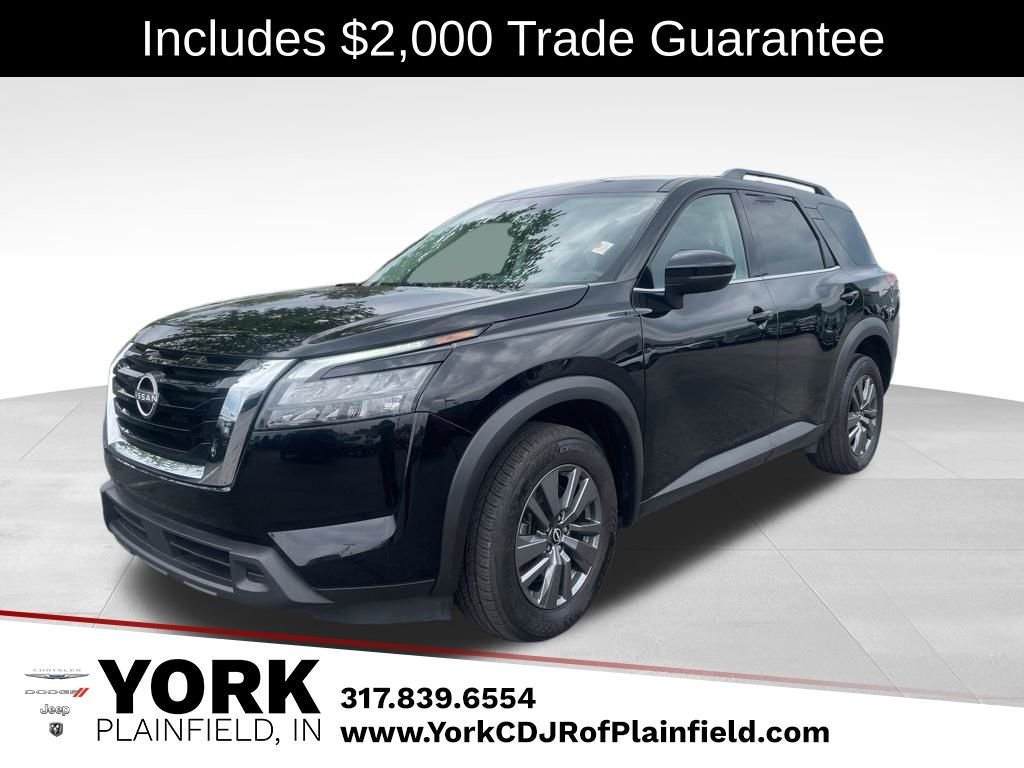 2025 Nissan Pathfinder SV 4WD's photo