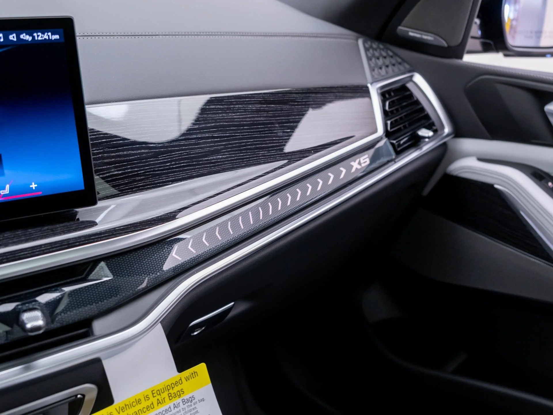New 2026 Gray BMW xDrive40i image 29