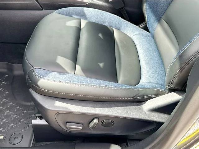 Used 2025 Gray Ford Outer Banks image 19