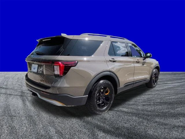New 2026 Gray Ford Tremor image 4