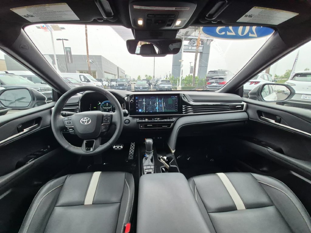 Used 2025 White Toyota SE image 28