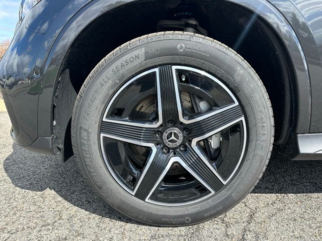New 2026 Gray Mercedes-Benz GLC 300 image 9