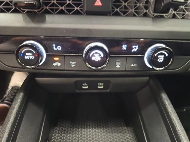 Used 2024 Crystal Black Pearl Honda LX image 22