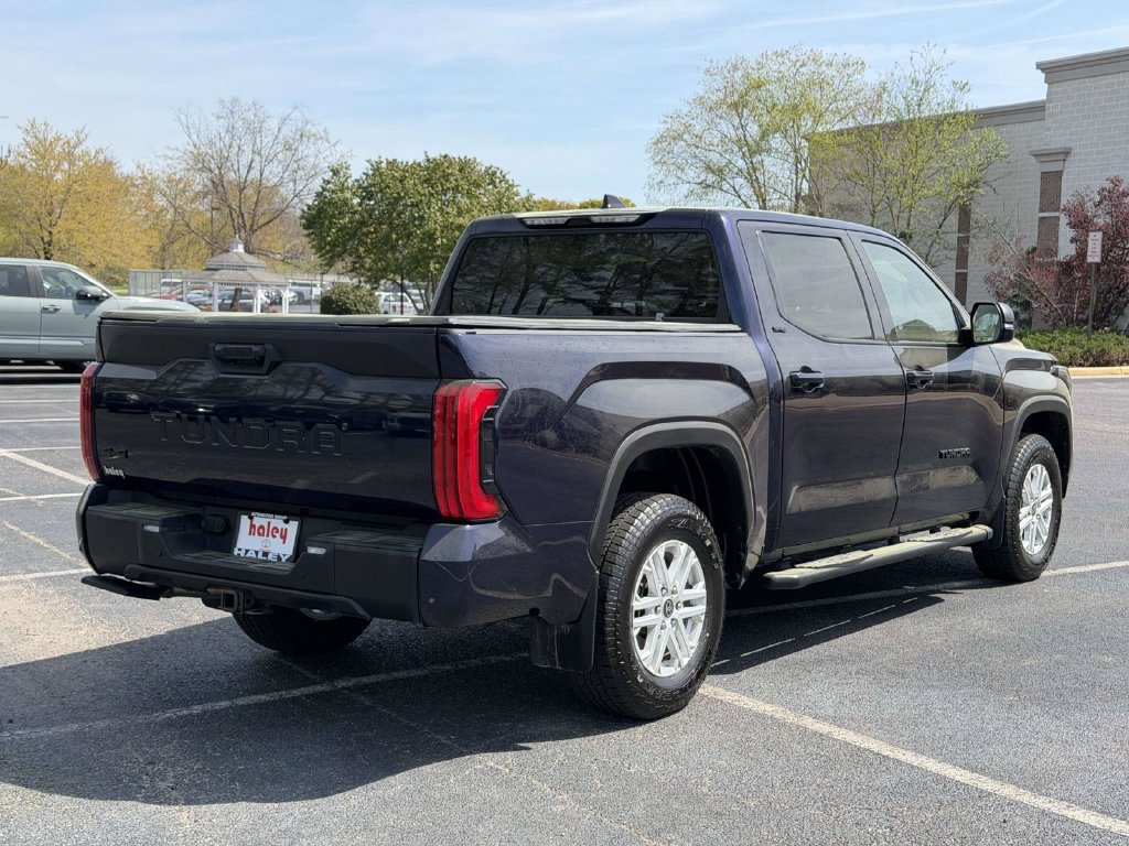 Used 2023  Toyota SR5 image 20