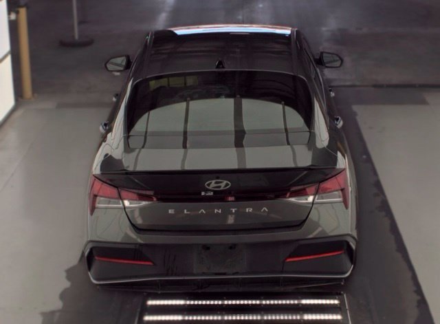 Certified Used 2026 Amazon Gray Hyundai SEL Sport image 6