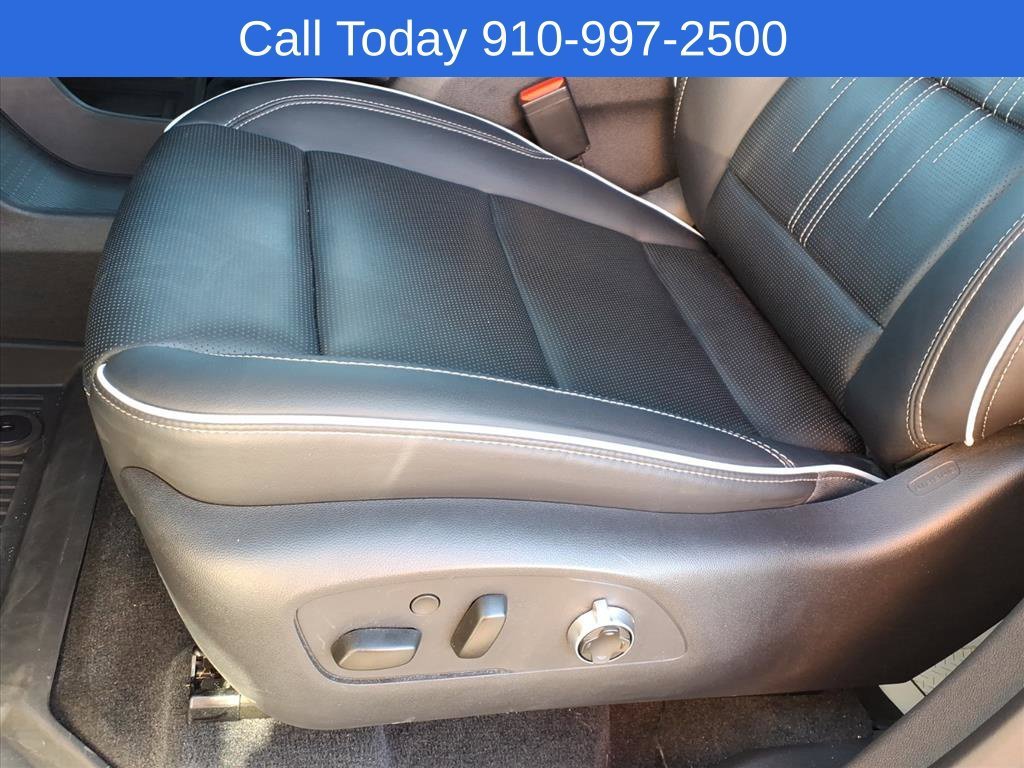 Used 2025 Moonstone Gray Metallic Buick Avenir image 10