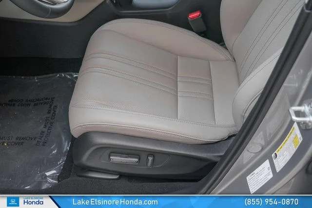 Used 2026 Solar Silver Metallic Honda EX-L image 16