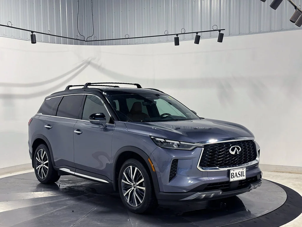 Used 2024 Blue INFINITI Autograph image 41
