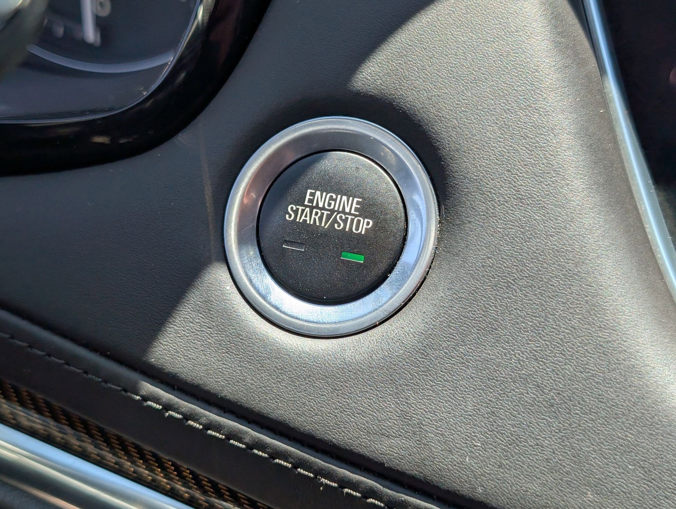 Used 2023 Argent Silver Metallic Cadillac Sport image 18