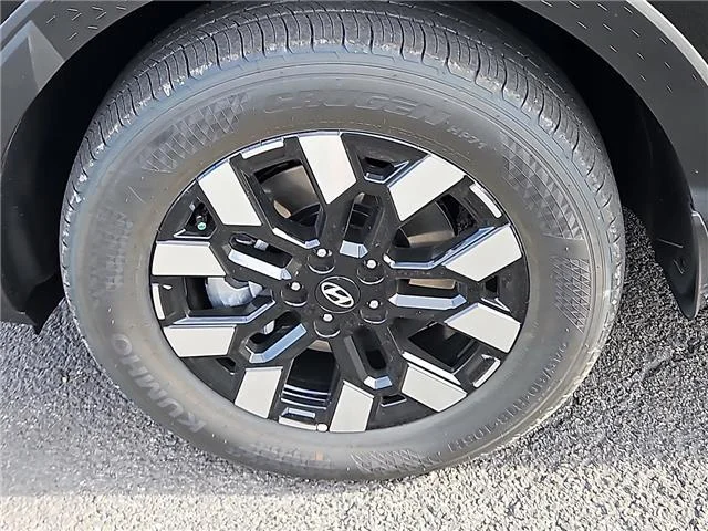 New 2027 Phantom Black Hyundai SEL Activity image 8