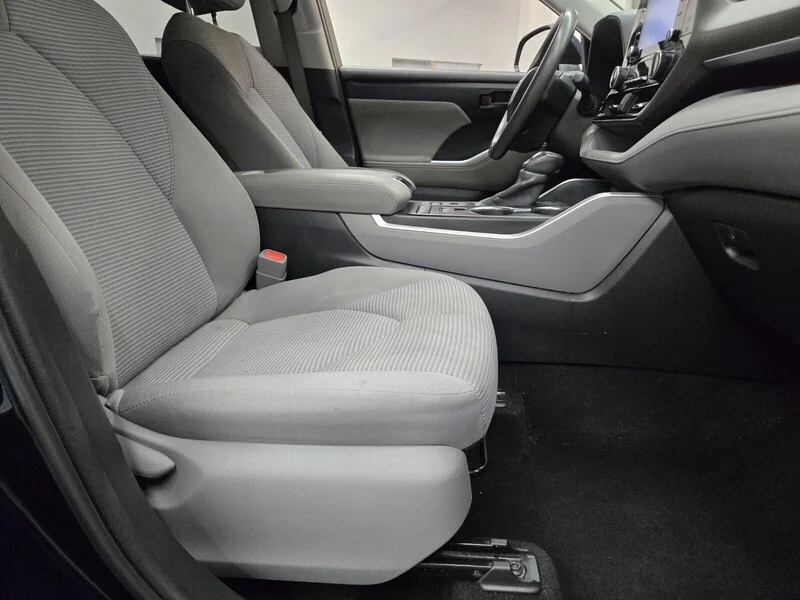 Used 2020 BLUEPRINT Toyota L image 13