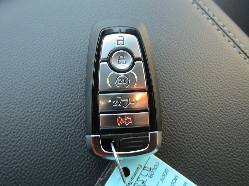 New 2026 Agate Black Metallic Ford Lariat® image 42