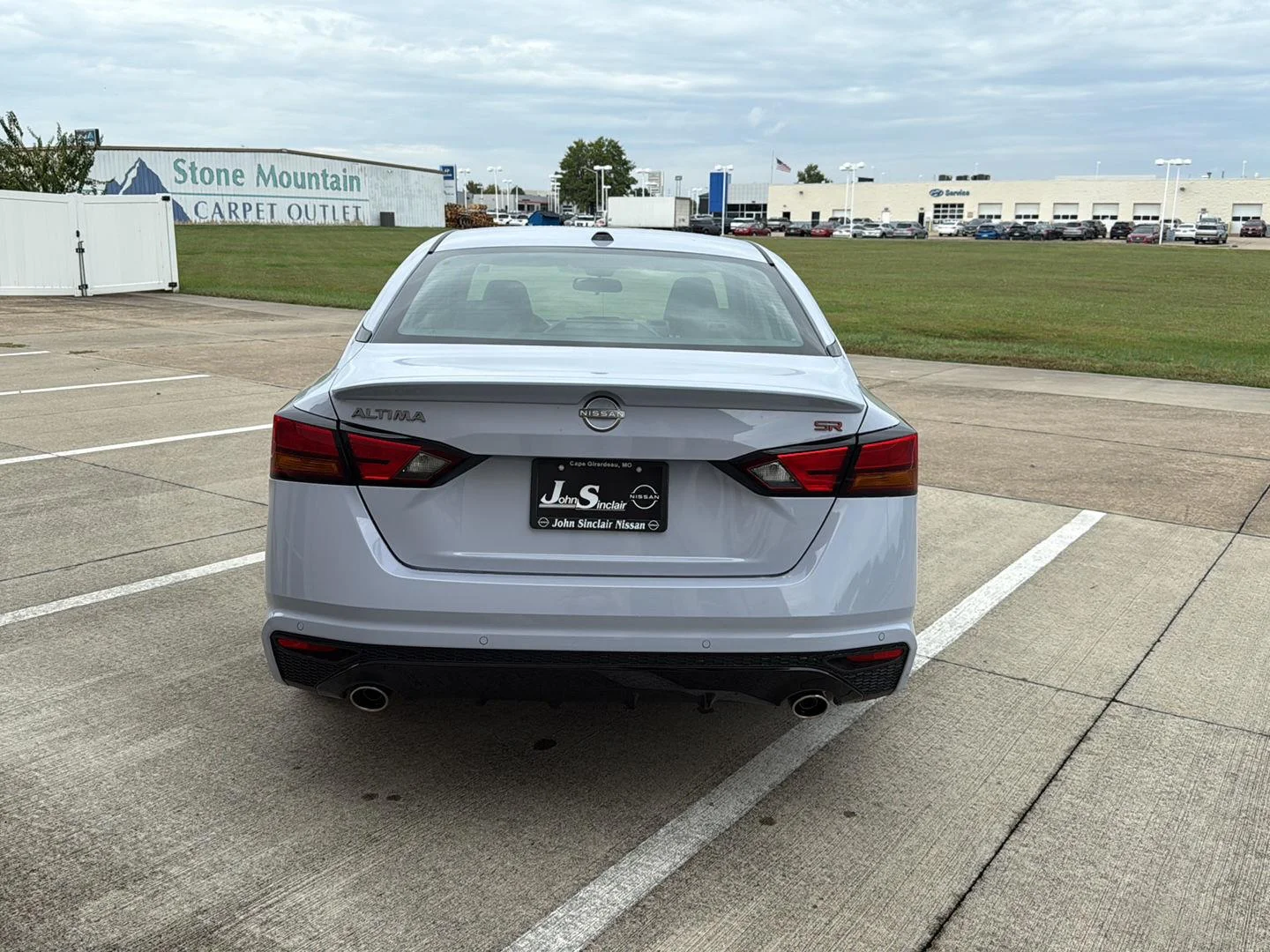 New 2026 Gray Sky Pearl Nissan SR image 13