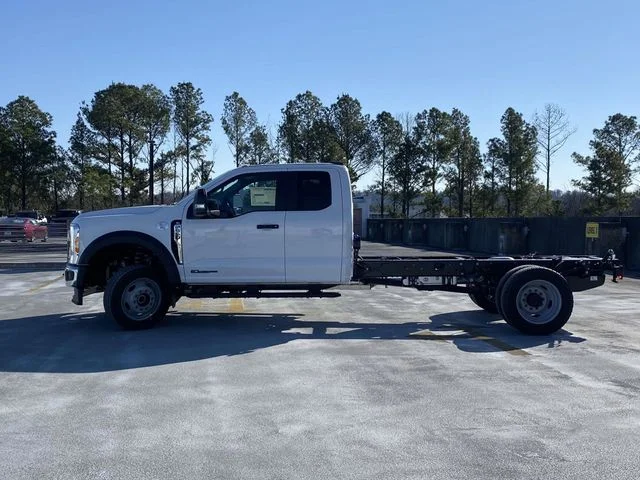 New 2026 Oxford White Ford XL image 6