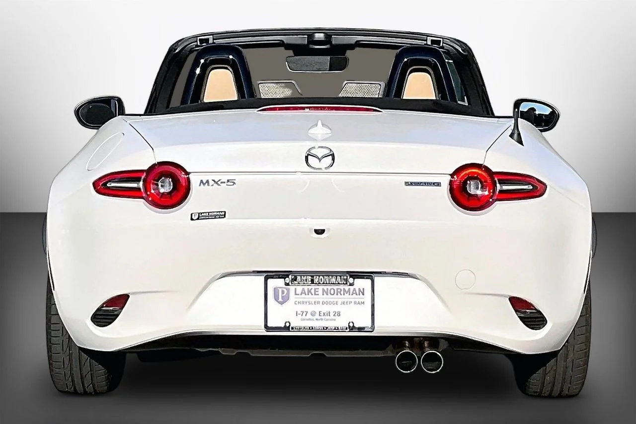 Certified Used 2024 White Mazda Grand Touring image 7
