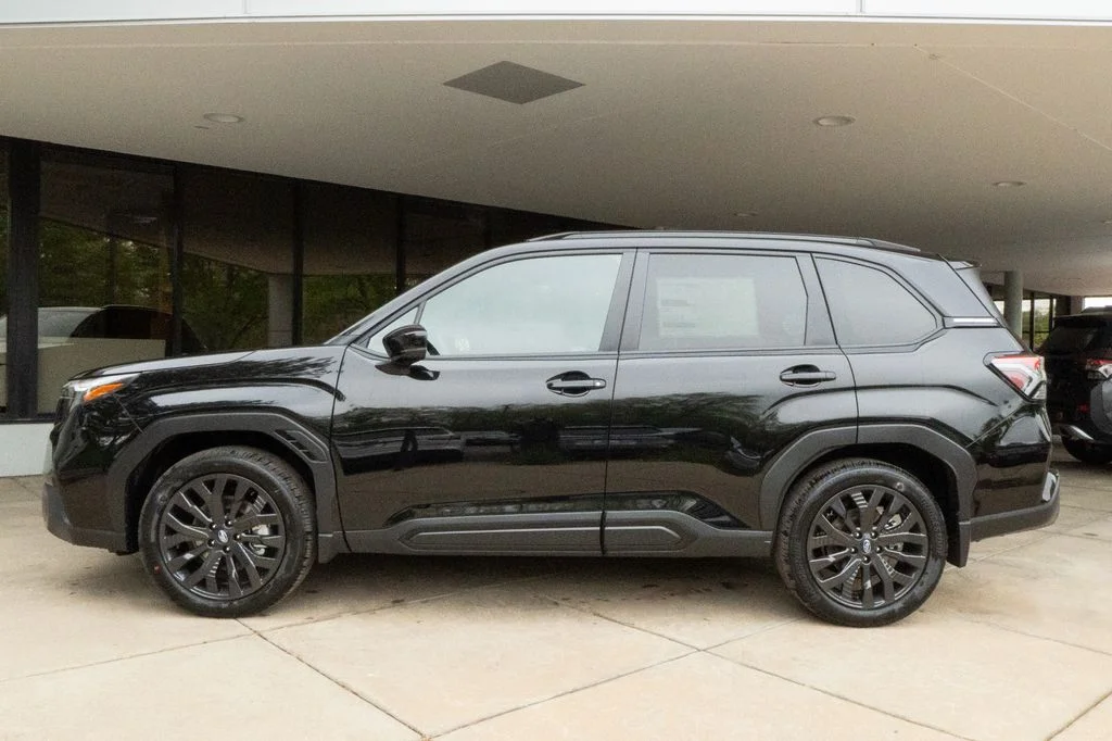 New 2026 CRYSTAL BLACK SILICA Subaru Sport Onyx Edition image 4
