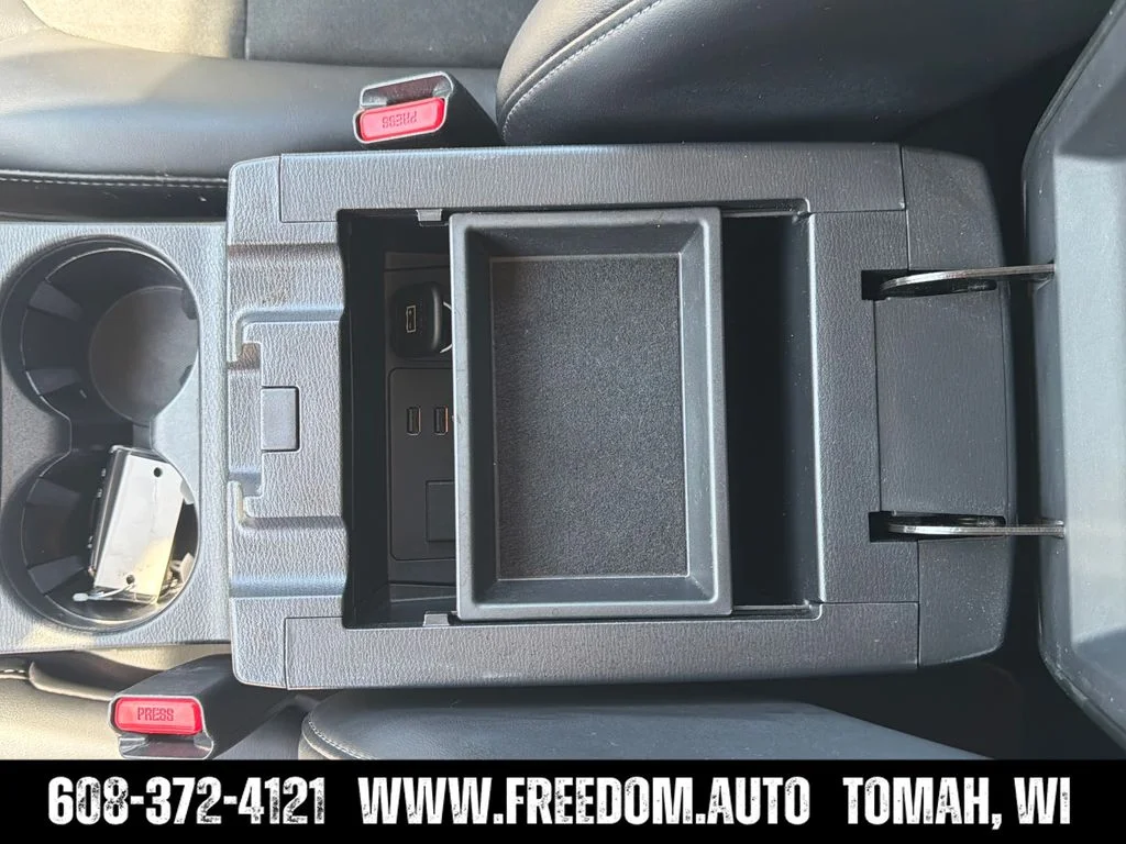 Used 2021 Sonic Silver Metallic Mazda Touring image 25
