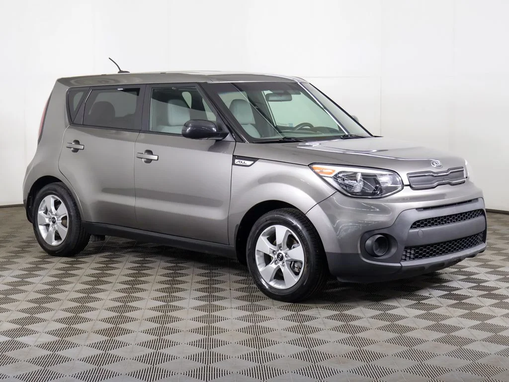 Used 2018 Kia Soul Base with VIN KNDJN2A29J7600770 for sale in Streetsboro, OH