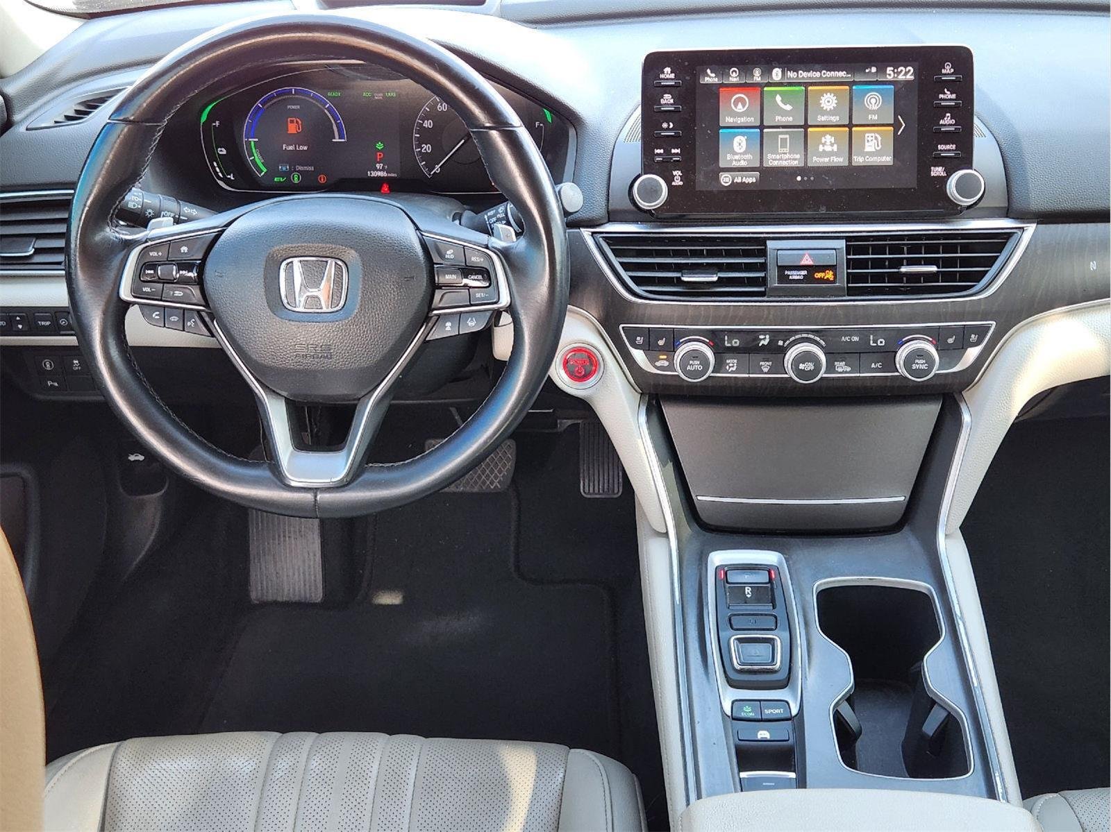 Used 2019 Champagne Frost Pearl Honda Touring image 27