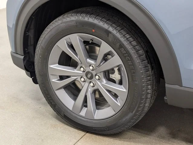 New 2026 Vapor Blue Metallic Ford Active image 30