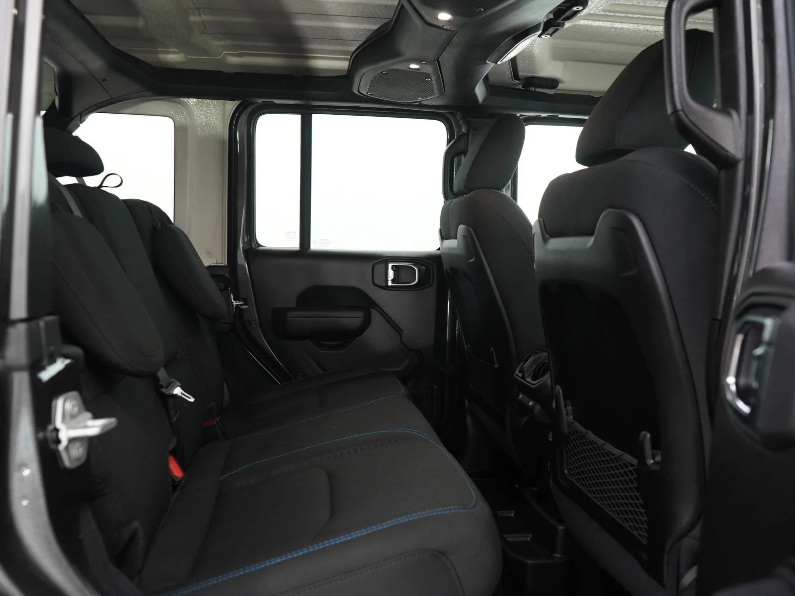 Used 2025 Granite Crystal Metallic Clearcoat Jeep Rubicon 4xe image 12