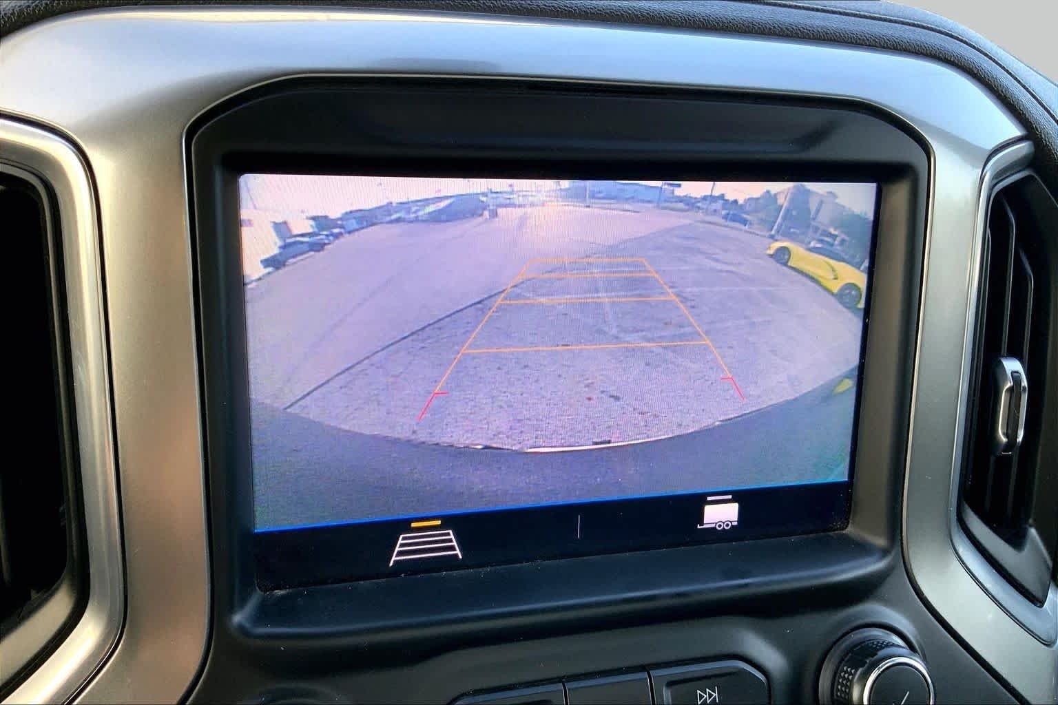Used 2021 Shadow Gray Metallic Chevrolet LT image 27