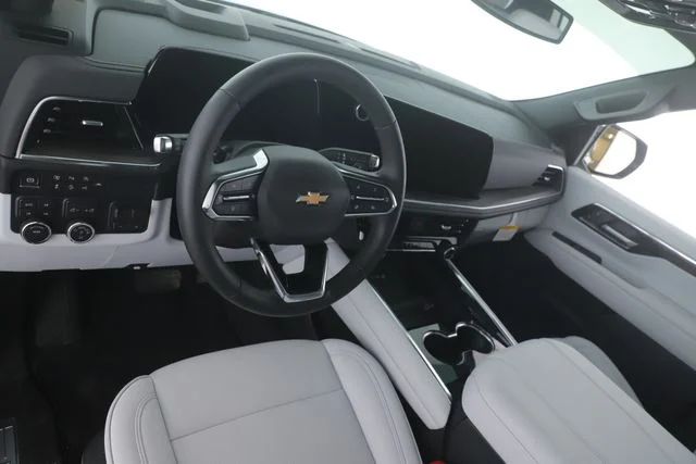 Used 2026 Black Chevrolet Premier image 17