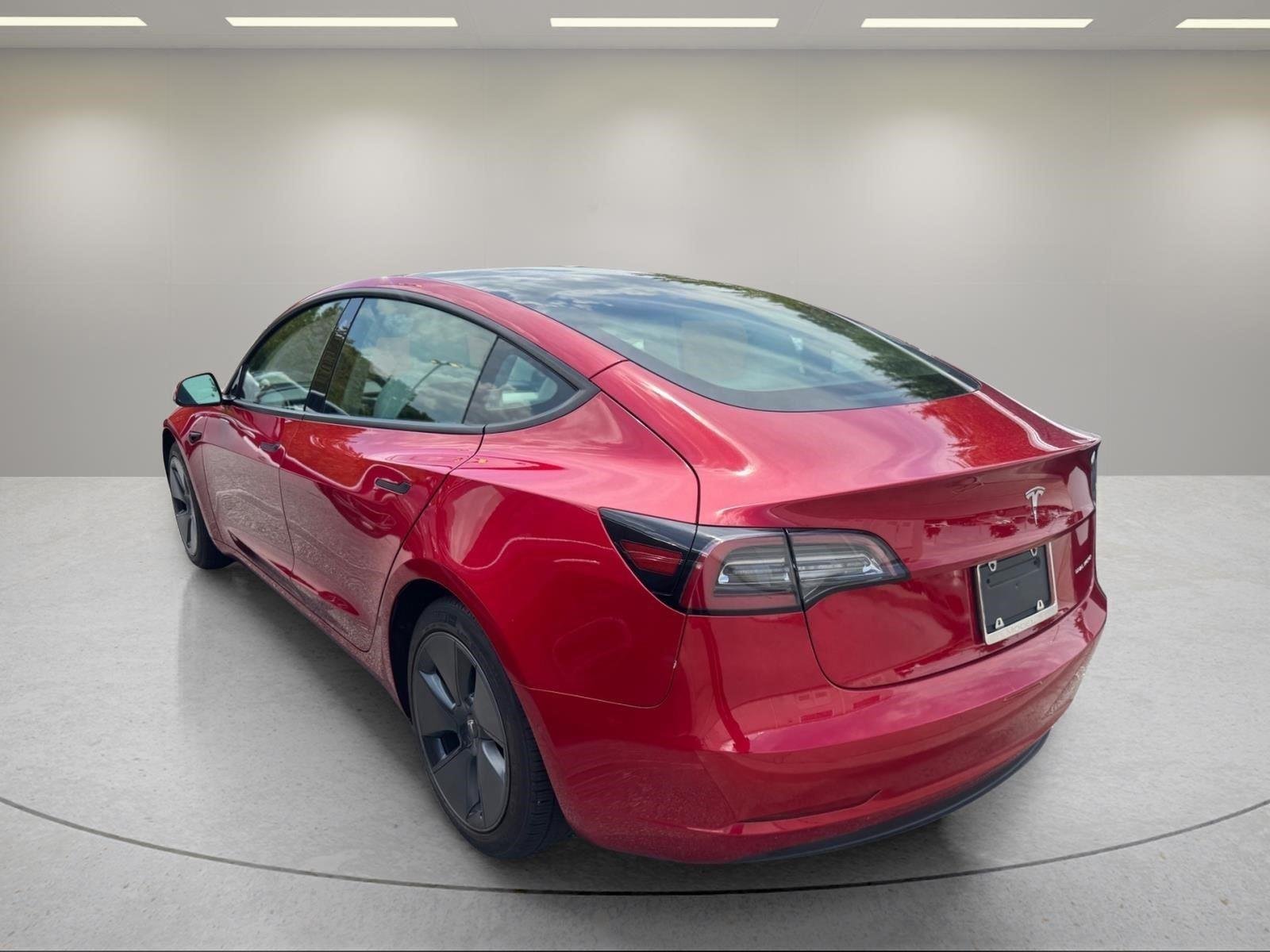 Used 2022  Tesla Long Range image 8