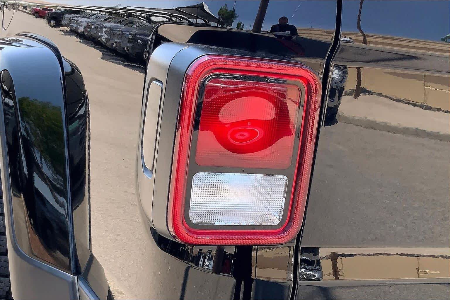 Used 2022 Black Clearcoat Jeep Texas Trail image 27