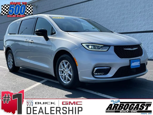 2024 Chrysler Pacifica Touring L