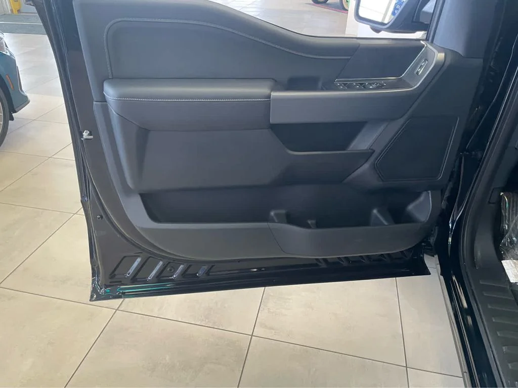 New 2026 Antimatter Blue Metallic Ford XLT image 11