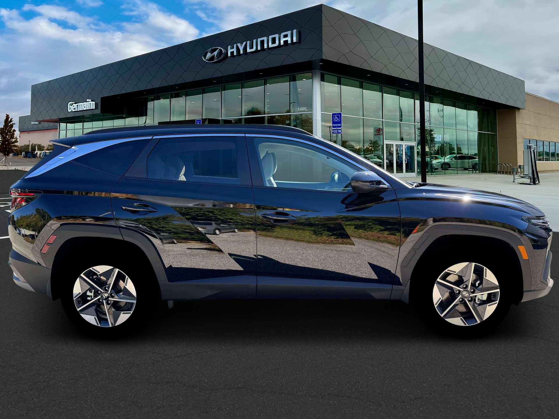 New 2026 Ash Black Hyundai SEL AWD image 9