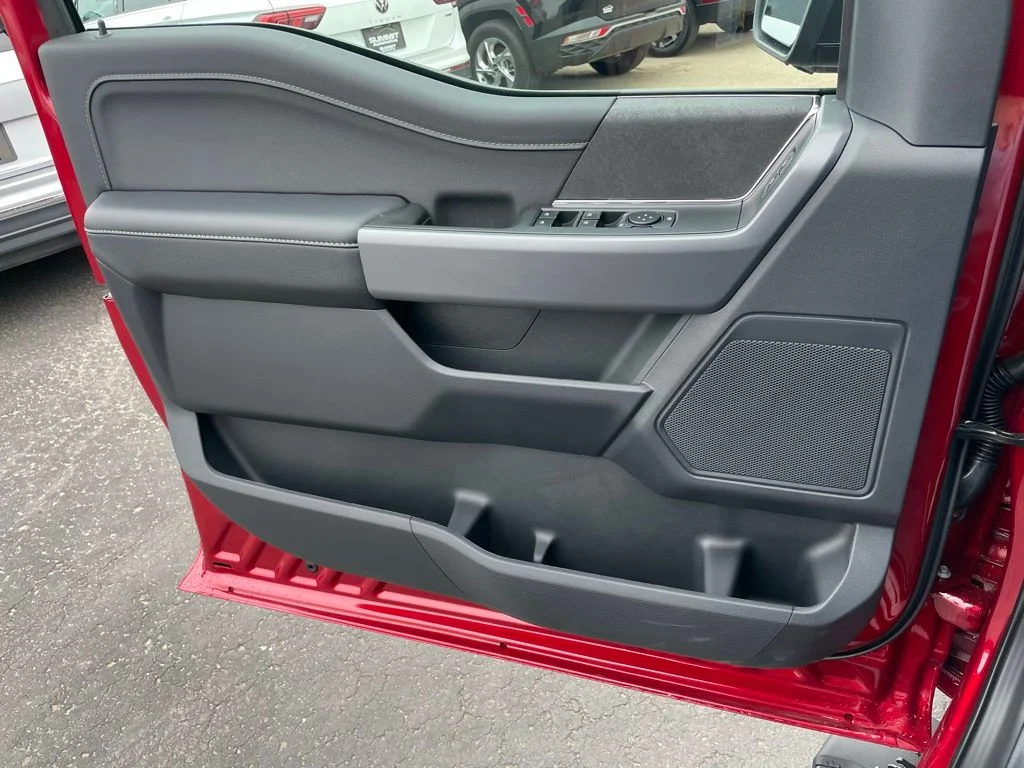 New 2026 Ruby Red Metallic Tinted Clearcoat Ford XLT image 57