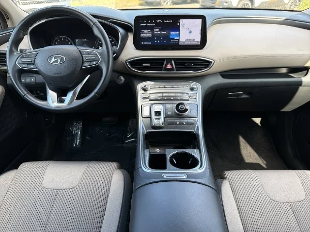 Used 2023 Black Hyundai SEL image 17