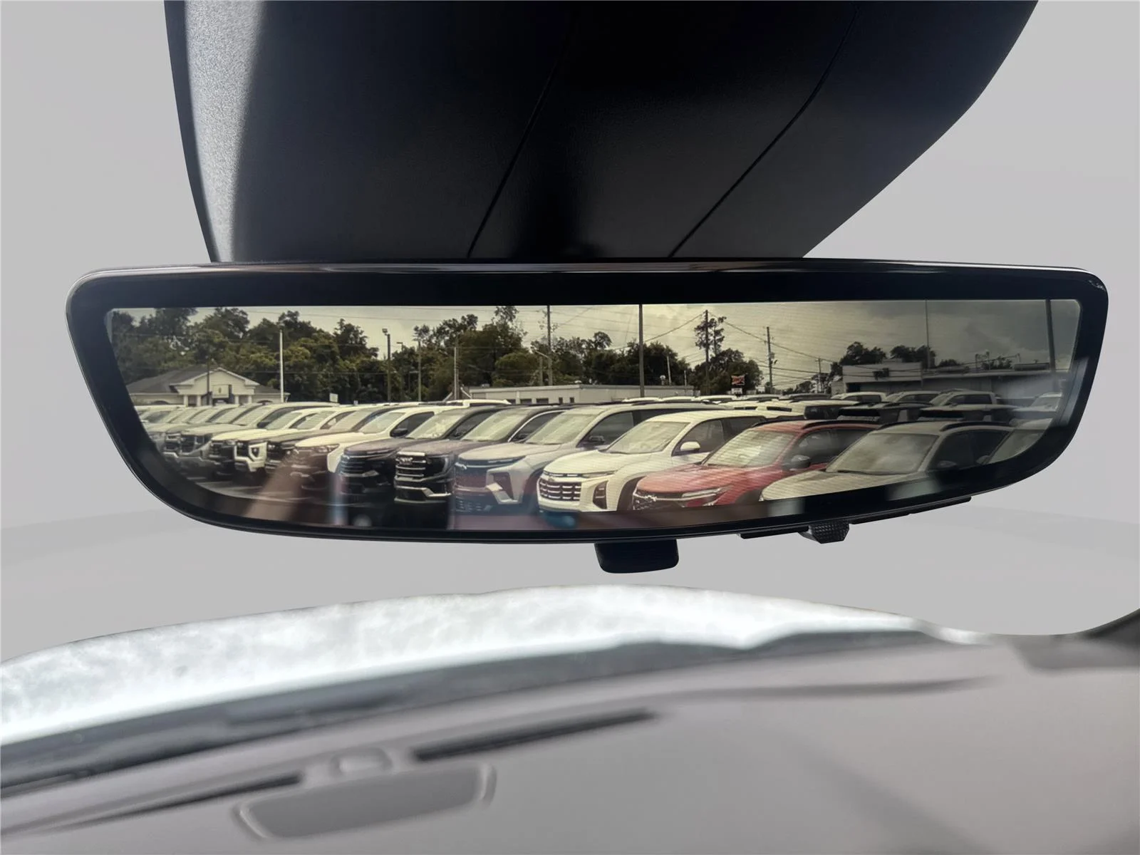 New 2026 Glacier White Tricoat GMC Denali Ultimate image 28