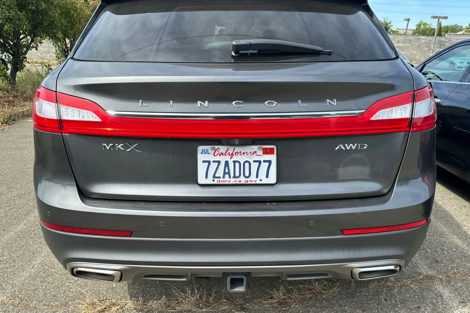 Used 2017 Magnetic Gray Metallic Lincoln Reserve image 16