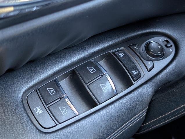 2022 Nissan Armada Platinum - Photo 23