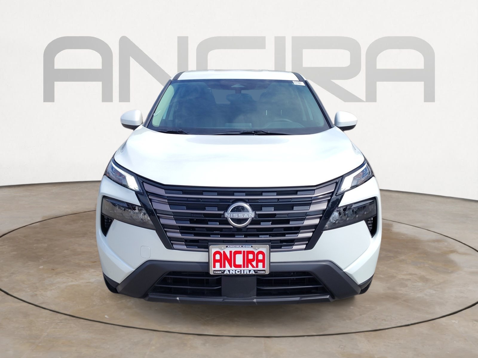 Certified Used 2026 Everest White Pearl Tricoat Nissan SV image 6